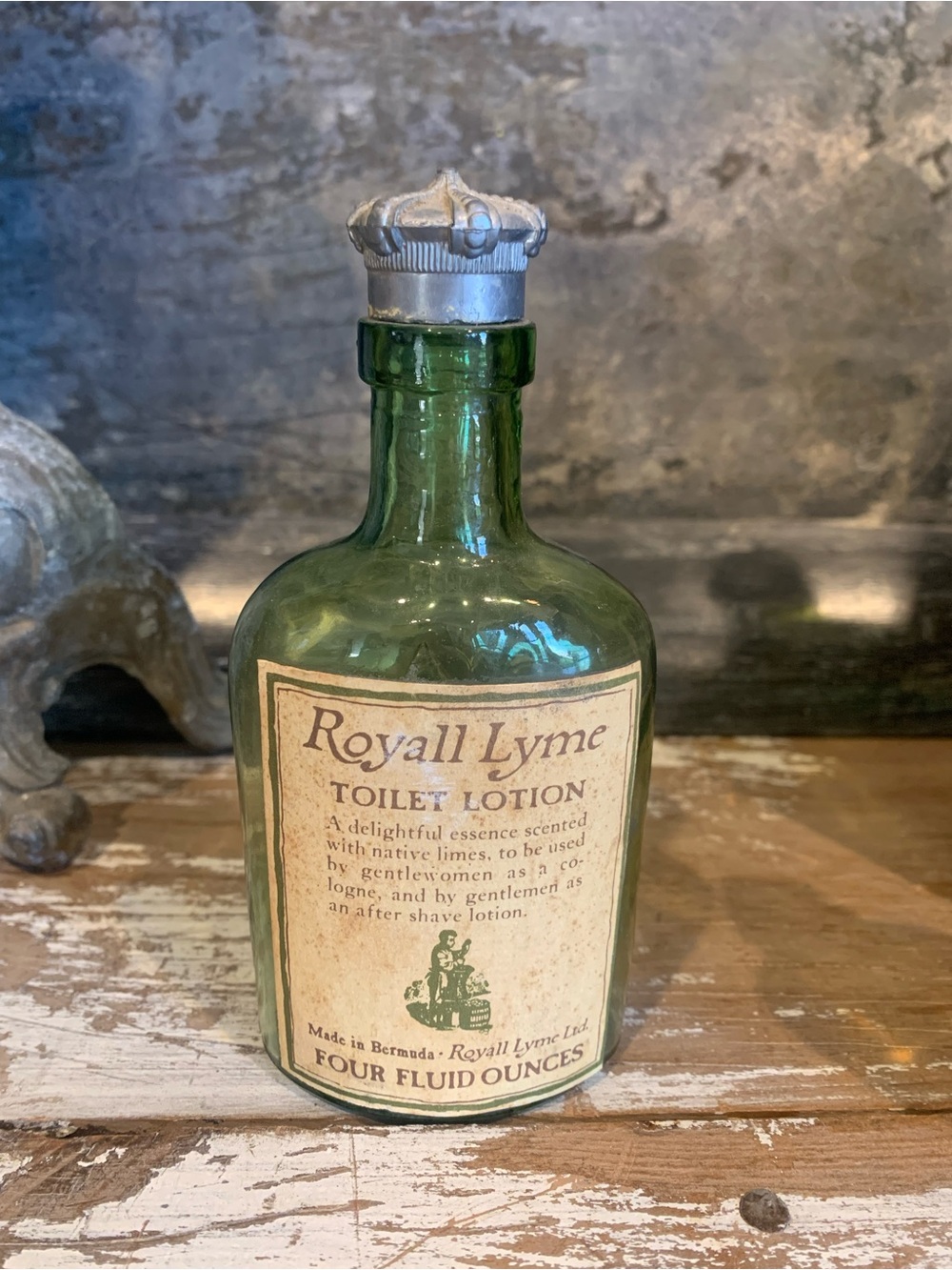 Vintage Royall Lyme Green Glass Toilet Lotion Bottles plus an amber/gold  bottle - Picture 4 of 6